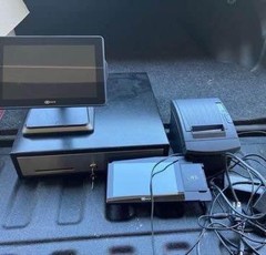 NCR Silver 7746 POS Bundle w/ Touchscreen Terminal, Cash Drawer & Card Reader