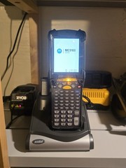 Motorola MC9190 Mobile Barcode Scanner w/Cradle, holster, Power Supply & Battery