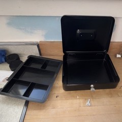 Black Metal Cash Box Key Lock, Removable Adjustable Tray, Handles, Lockable