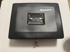 SentrySafe Small Cash Box with Two (2) Keys