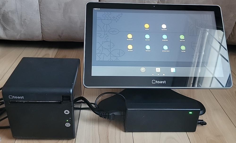 Toast TT204 (TT200) Touch POS System Dual Display 14″ & 8″ Printer TP200 – READ
