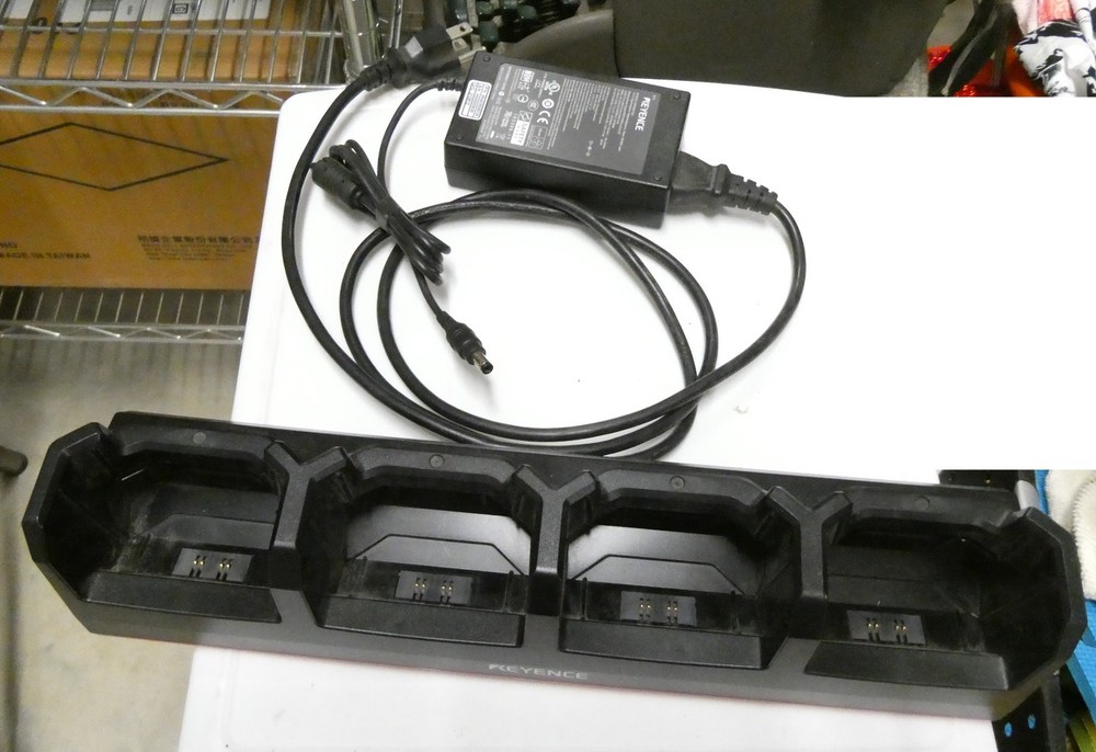 Keyence BT-AUC54, 4-Slot Charging Cradle, with AC Adapter