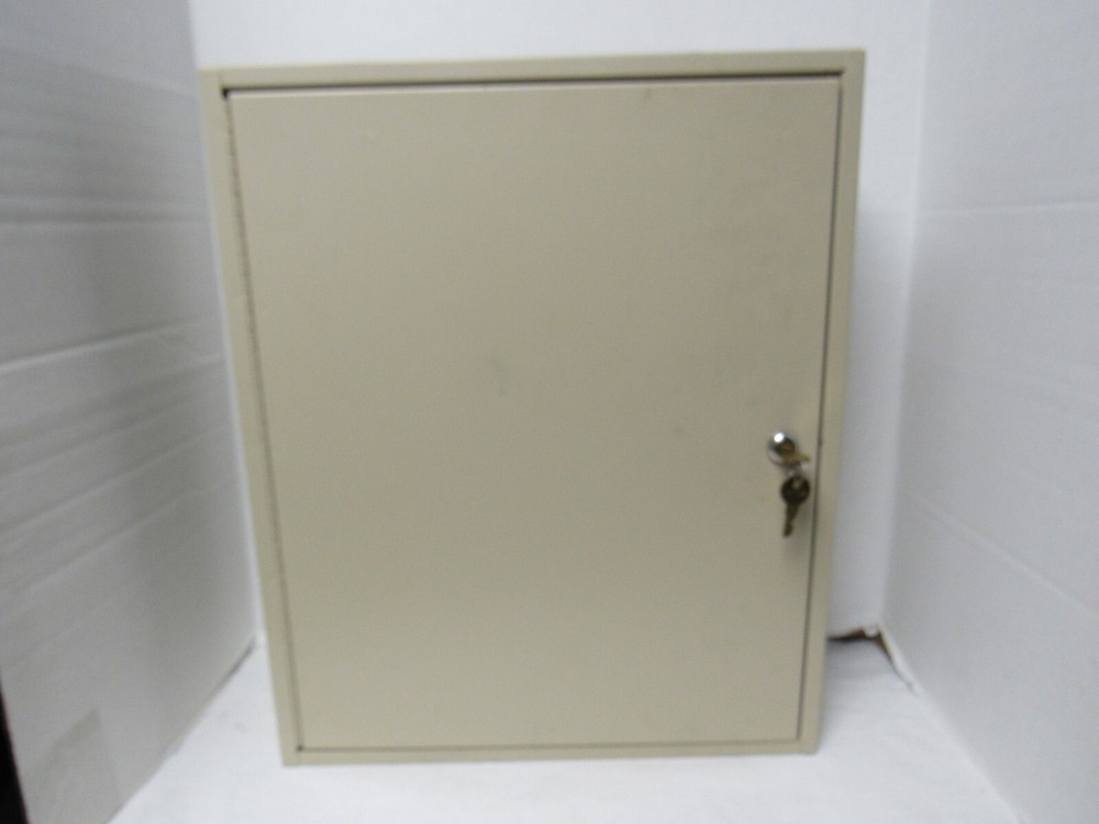 MMF industries 300 key metal storage box W41J