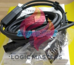 1PCS NEW KEYENCE SR-710 Barcode Reader