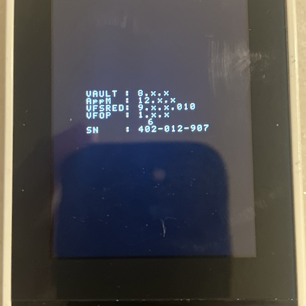 Verifone E285 M087-500-14-WWA Mobile Payment Device Wi-Fi/BT 512MB