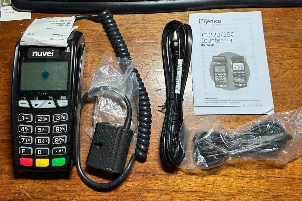 Ingenico iCT220/250 Black Card Machine Terminal – Untested