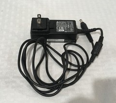 ELO TOUCH SOLUTIONS SCREEN E302817 ON ERGOTRON STAND WITH ADAPTER