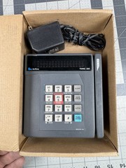 VeriFone Tranz 380 Credit Card Reader in Original Box – AC Power Supply