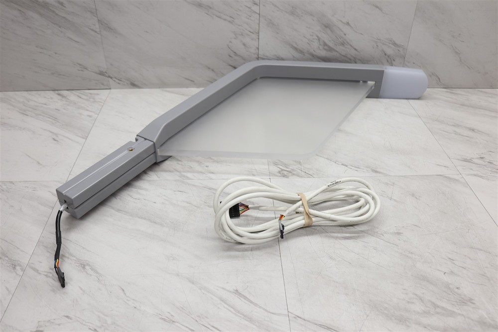 NCR 7360 Self Checkout Standard Tri-Light/Lane Light Assembly 7360-K071 w/ Cable