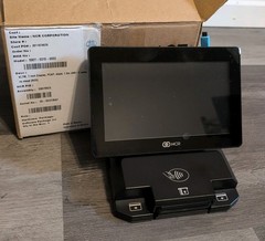 NEW NCR XL7W POS 5907-5310-0002 7″ Display w Ingenico Card Reader PCAP