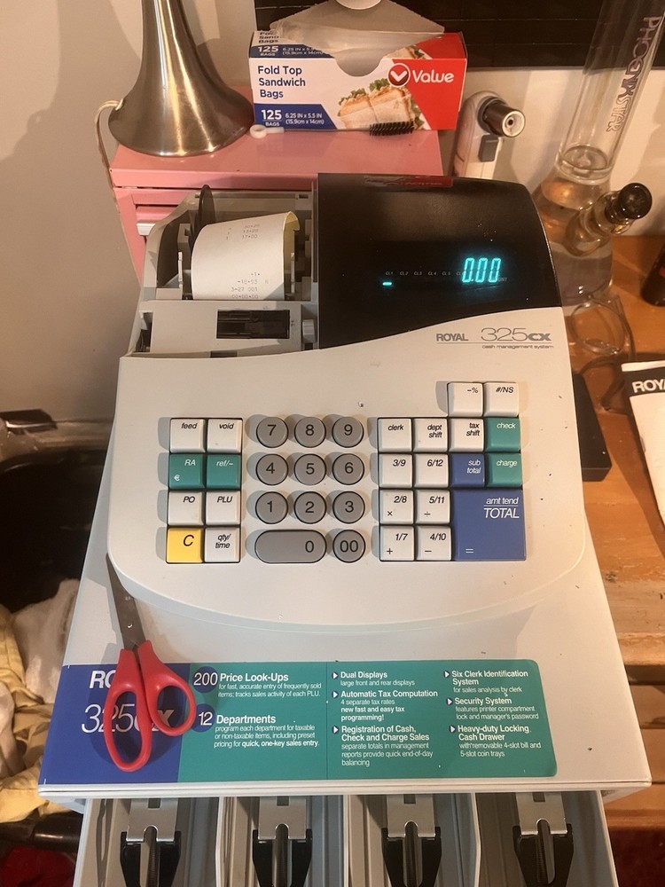 Royal 325CX Electric Cash Register Dual Displays, Tax Computation, Locking Draw…