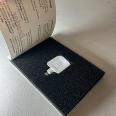Square Reader for magstripe (with Lightning connector) – NEW OPEN !!!