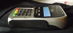 First Data FD-35 Credit Card Reader Powers Up Clean Unit