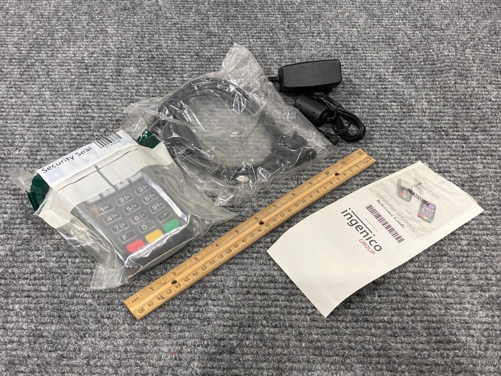 Ingenico 3000 IPP350 32 Card Reader Device w/ Power Cord – Open Box