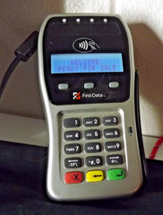First Data FD-35 Credit Card Reader Powers Up Clean Unit