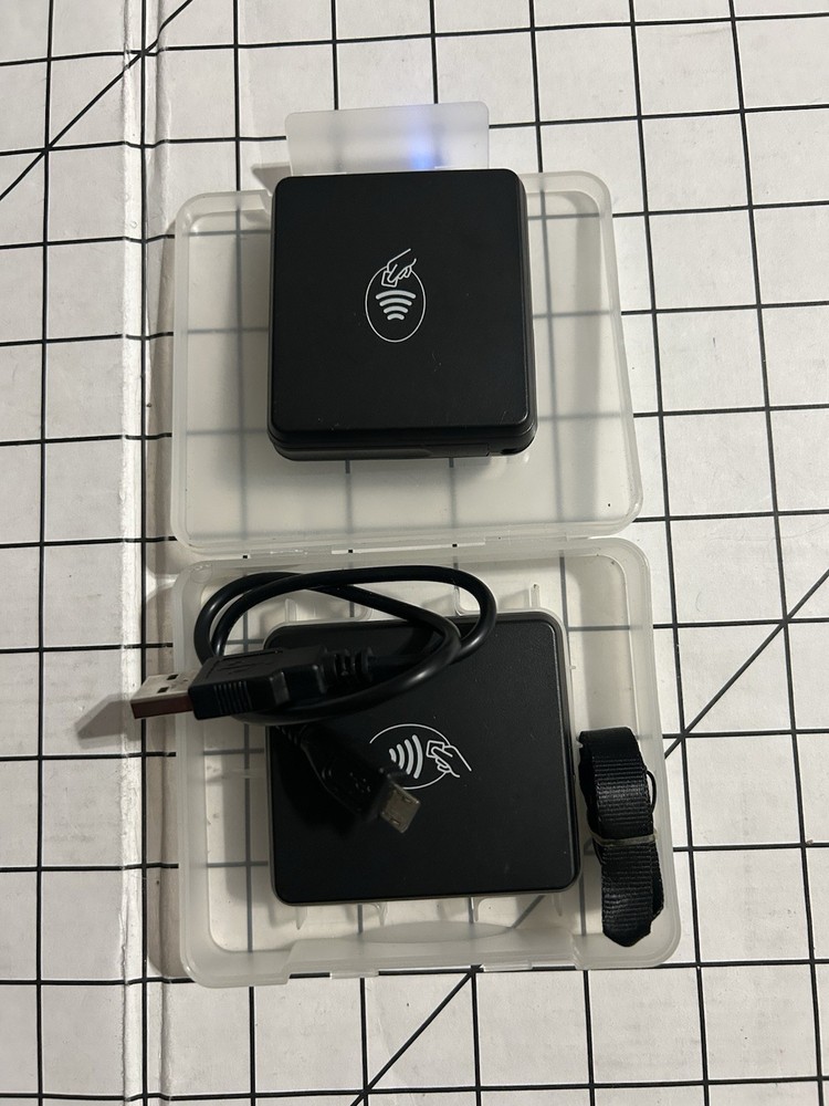 BBPOS Chipper BT Bluetooth Magstrip / EMV / NFC Card Reader CHB20 Untested
