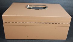 VINTAGE FLASH FILING METAL CASH LOCK BOX W/KEY STRONG BOX SAFE W/TRAY EXCELLENT!