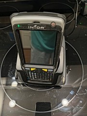 Psion Teklogix Ikôn 7505 Industrial Handheld Mobile Barcode Scanner CH4000 Dock.