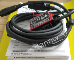 New In Box KEYENCE SR-710 Barcode Reader Free Fast shipping
