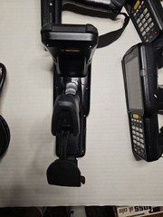 Lot of 4 Zebra MC3300U UHF RFID Handheld Mobile Computer Gun Scanner w/ 1 Cradle