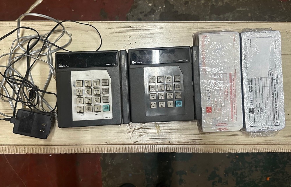 SET OF 2 Verifone TRANZ 330 Credit Card Terminal Reader