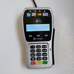 First Data FD-35 POS Credit Card Terminal Reader Works With Box & Instructions