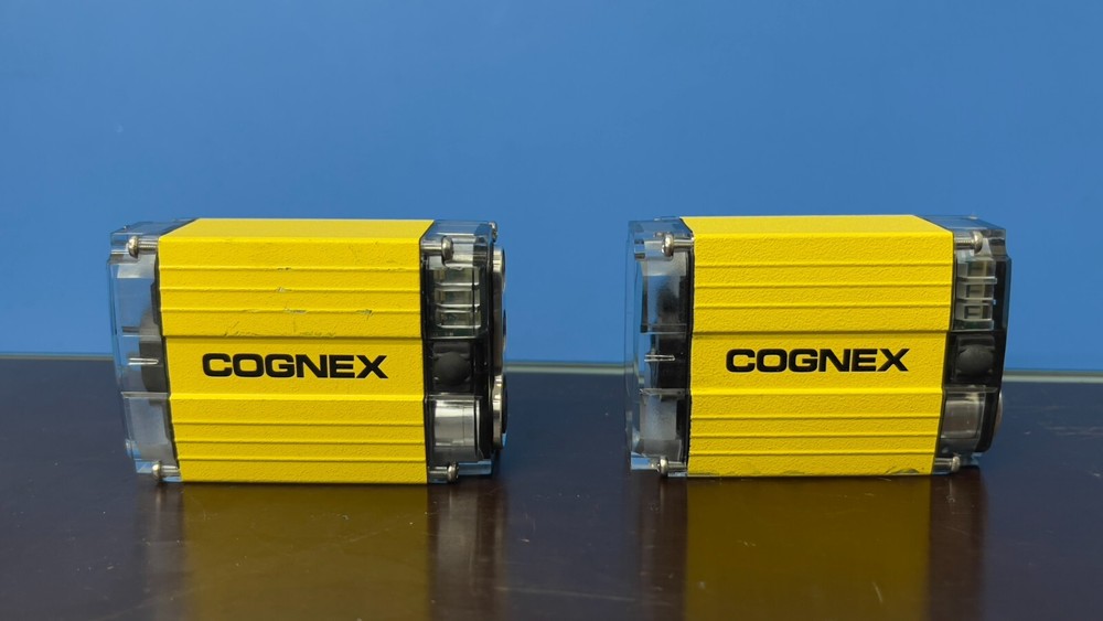 Lot of 2 Cognex CGX-DM200 821-0025-3R G Bar Code Scanner