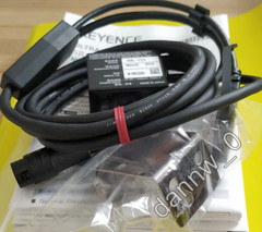 New In Box KEYENCE SR-710 Barcode Reader Free Fast shipping