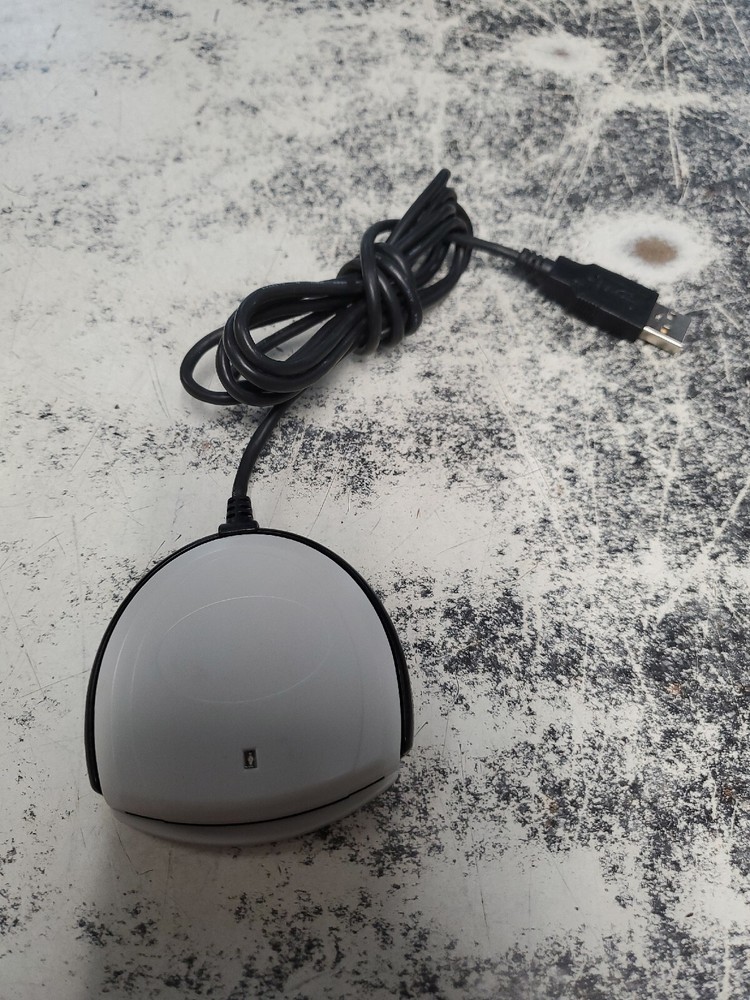 Identiv SCR3310 v2.0 Type C SmartOS Powered USB PIV CAC Smart Card Reader