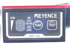 KEYENCE N-R2 COMMUNICATION MODULE PAIRED WITH SR-710 INDUSTRIAL BARCODE READER