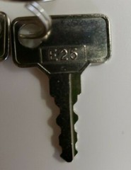 MMF Industries Advantage Replacement Key for LockIt Cover – Code E25 – Two Keys