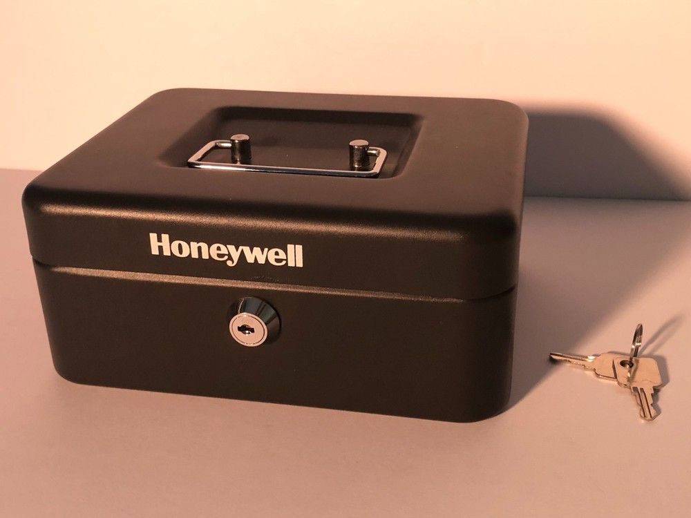Honeywell black steel cash box with removable tray 8 x 6 x 3 1/2 in.