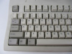 Wyse KU-8933 USB Wired Computer Keyboard DIN PORT POS SYSTEM POINT OF SALE CREAM