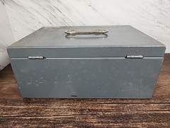 ☆Vintage☆ ~Steel master Metal Cash Box Art Steel Co. Heavy Duty~ ☆LOOK☆