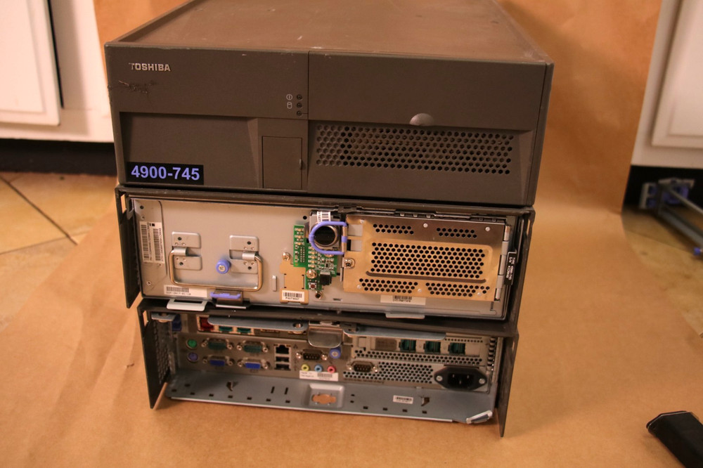 3x Lot IBM TOSHIBA 4900-786 POS System Computer 8GB – No Hard Drive or faceplate