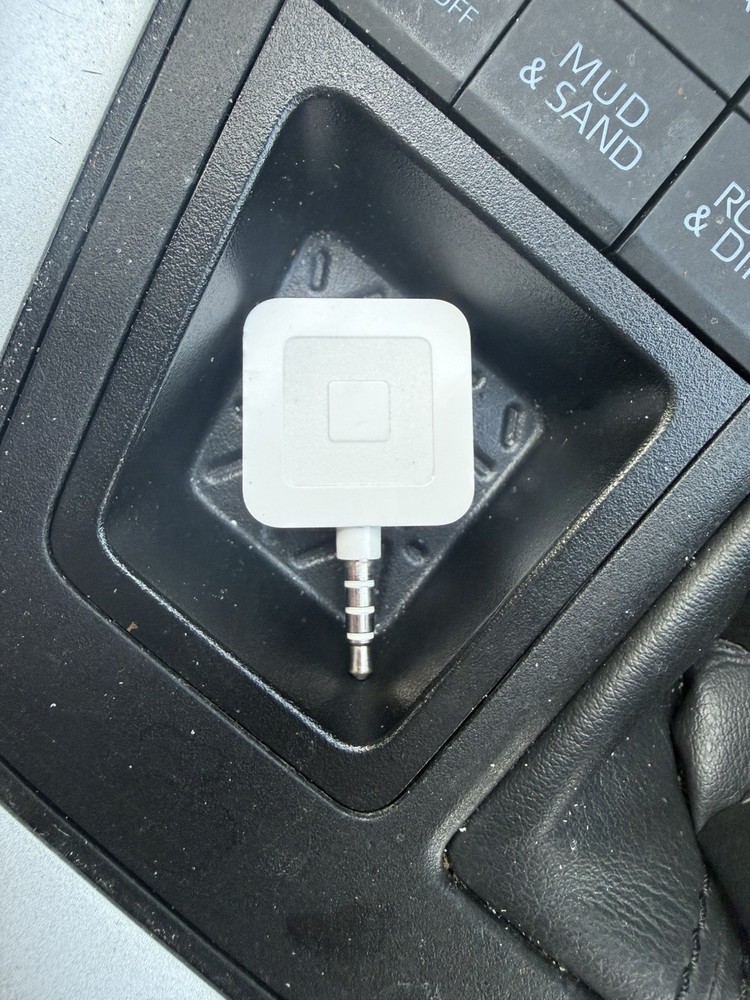 2 Square A-PKG-0206-01 Credit Debit Card Reader – for Apple iPhone and Android