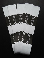 5 – Black $25 Cash Money Self-Sealing Straps White Saw Tooth Currency Bands