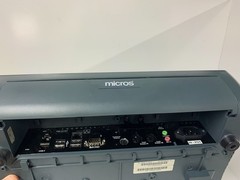 **Micros Workstation 5 System Unit 400814-001 – w/Work Station 5 Table Stand