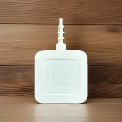 Credit Card Reader with 3.5mm Audio Jack for Mobile Devices ,White ,Pre-Owned