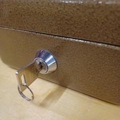 Vintage Small Metal Cash Document Box With Change Tray Locking Key Brown 6 X 4.7