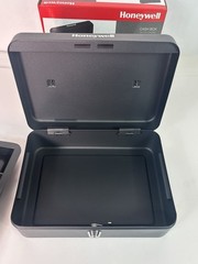 Honeywell 6112 Steel Cash Box 1 Bill & 5 Coin Slots 2 Keys Handle 9.8″ X 7.3″