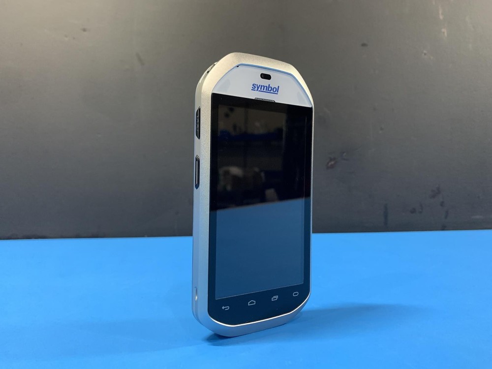 Symbol Motorola MC40N0 8GB Handheld Mobile Computer & Scanner MC40N0-HLK3R0104