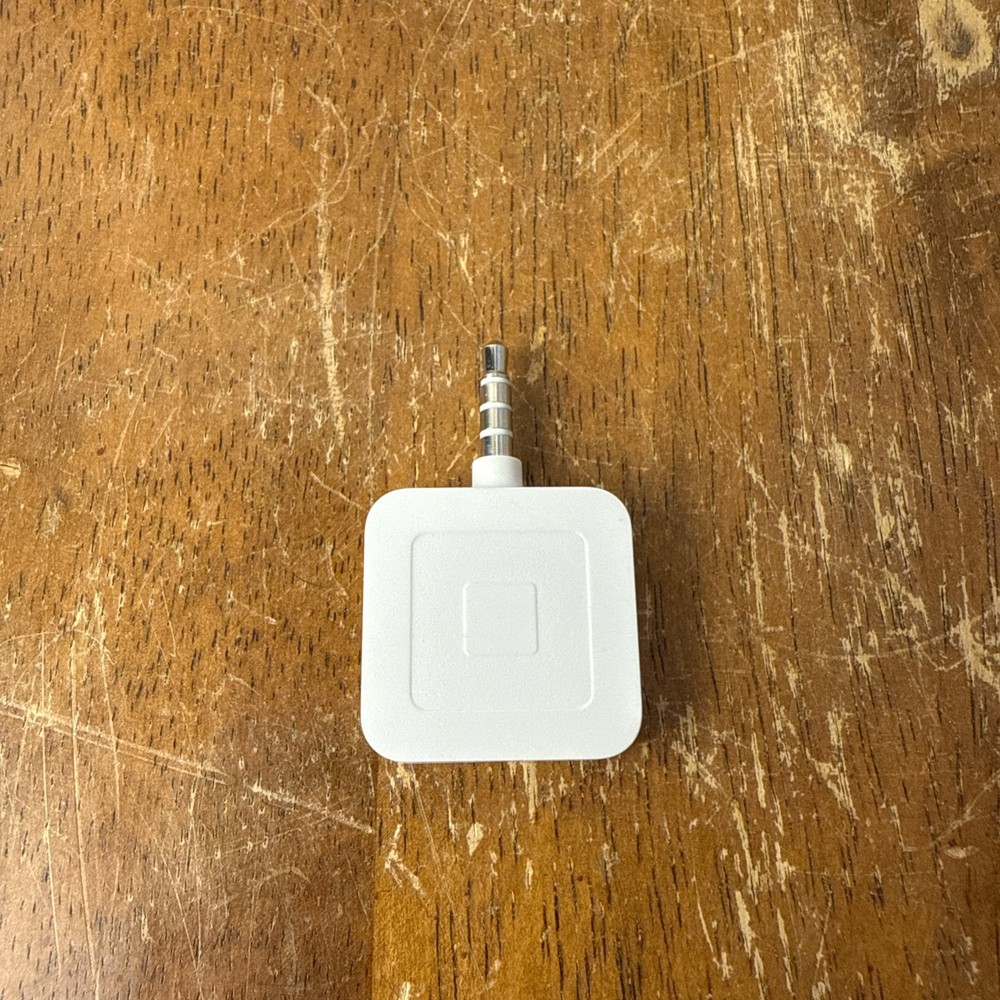 Square Credit Debit Card Reader 3.5mm Headphone Aux Jack White iPhone Android