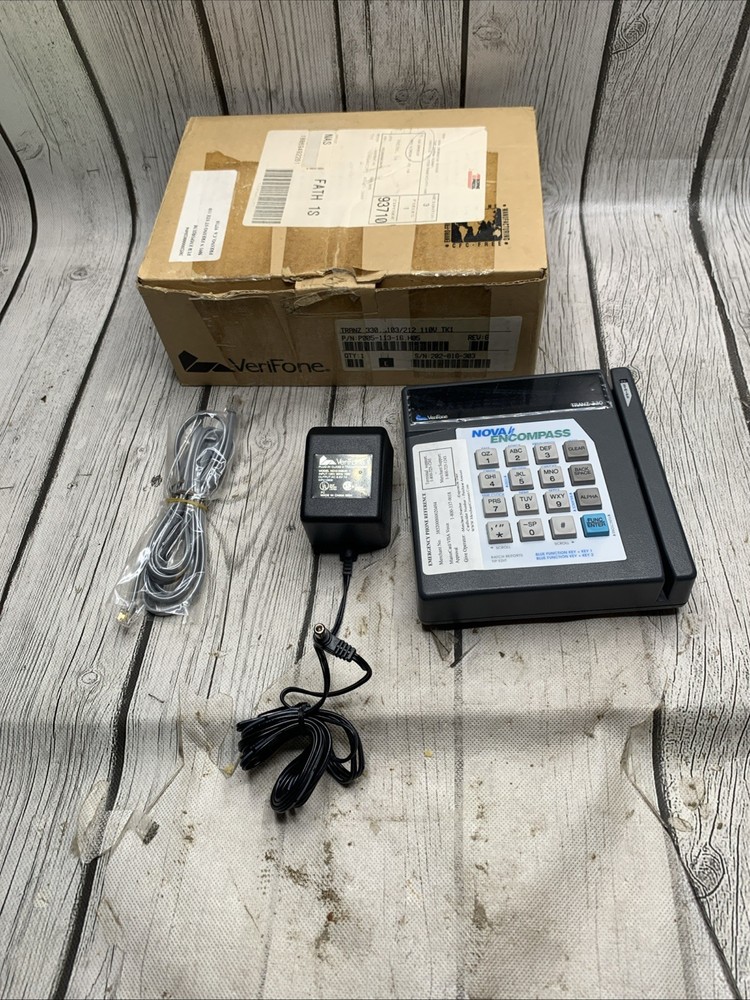 Verifone Tranz 330 Credit Card Reader Terminal with AC Adapter Power Turns On