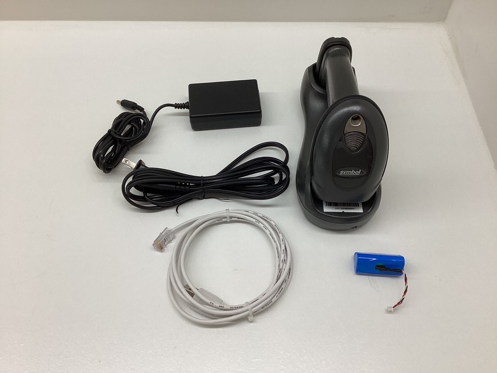 DS6878 WIRELESS BLUETOOTH 1D 2D BARCODE SCANNER KIT NEW BATTERY, SYMBOL MOTOROLA