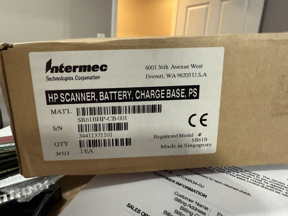 INTERMEC SR61BHP-CB-001 Handheld Scanner Kit NEW OEM