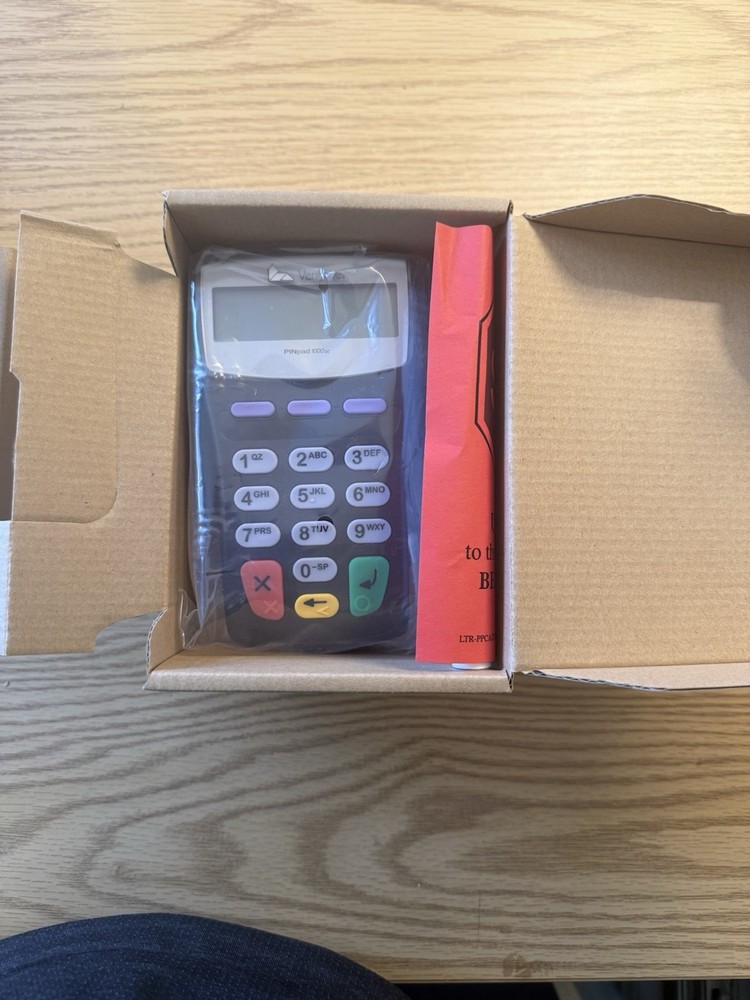 NEW VeriFone Pinpad 1000se P003-180-02- Wwb-2 Credit Card Terminal
