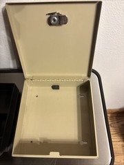 NICE Compact MMF Industries Metal Cash Lock Box w/ Key 6.5”x6.5”x2”