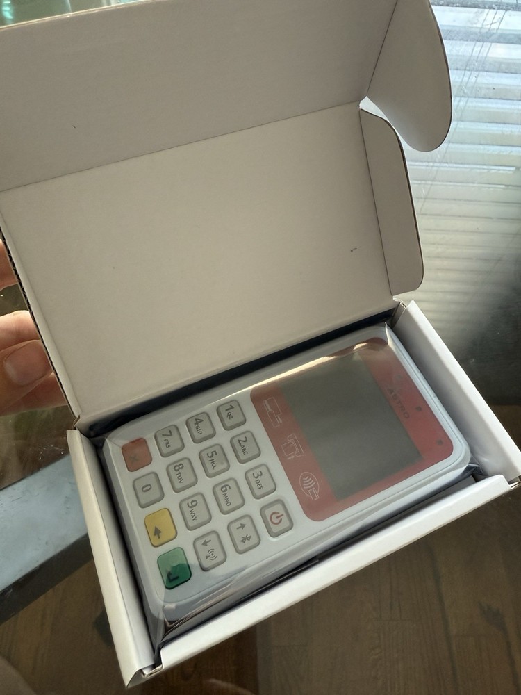 Castles Technology MP200 EMV Credit Card Reader MP200-HW-v1.05 Wi-Fi Bluetooth