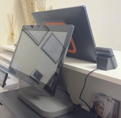 Vagaro Pay Desk Dual Screen POS Terminal + Wireless Bluetooth Card Reader